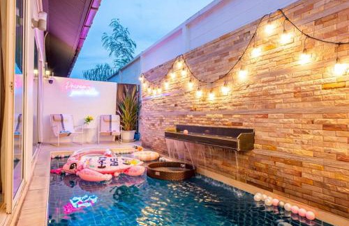 Na Kluea Villa | Phirom3 pool villa pattaya