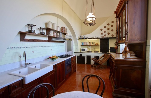 Ruvo di Puglia Villa | Phoenician Villa - Ethnobotanical Cuisine