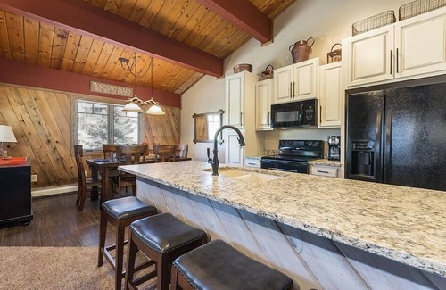 Steamboat Springs Condo | Phoenix 118 4 Bedroom Townhouse by RedAwning