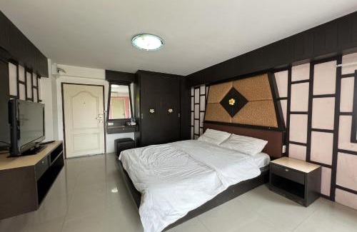 Chan Kasem Apartment | Phongsathon Mansion