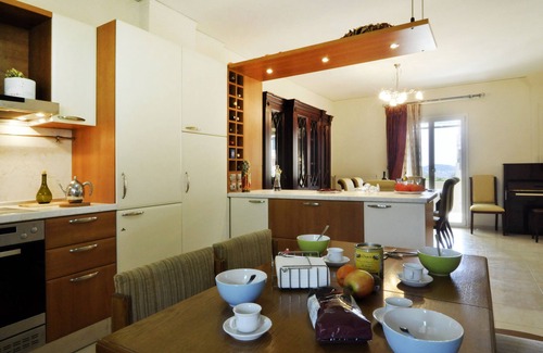 Corfu Town Apartment | Piano House by Corfuescapes