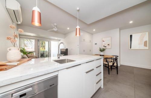 Sandringham Apartment | Piccolo by the Beach