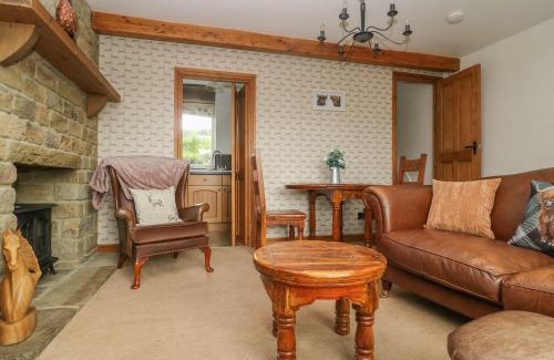 Oldfield House | Pickles Hill Cottage