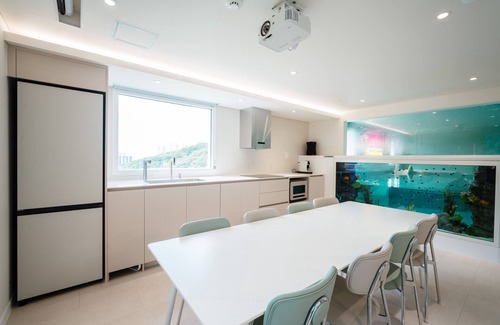 Buk-gu Apartment | Pico Kids Pool Villa