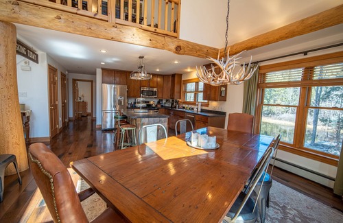 Jewett House | Picturesque 5- Bedroom close to Windham and Hunter