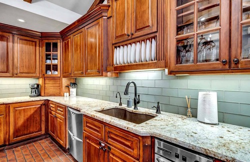 Tyler House | Piece of Paradise: Pool, Pickleball, Pond, Privacy