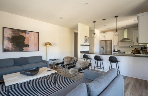 Batesville Apartment | Piedmont Place Suite 304 - near vineyards!