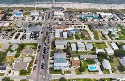 Kure Beach Apartment | Pier View Apt 5 - Quaint Studio Located In The Heart Of Kure Beach Villa by Redawning