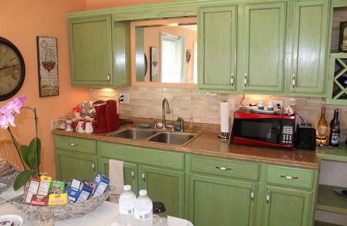 Colington Bed & Breakfast | Pierhouse Bed & Breakfast