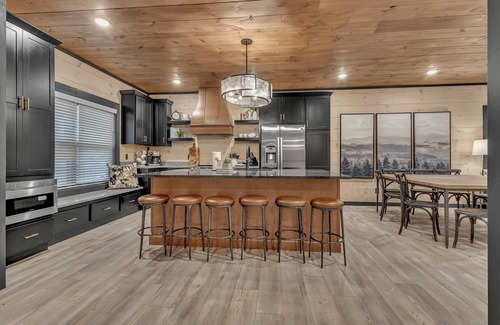 Sevierville Cabin | Pigeon Forge Large Cabins