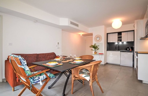 Sud Apartment | Pigonnet by Interhome