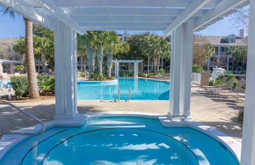 Baytowne Wharf Condo | Pilot House 229 ~ 'Current Escape' in this Sandestin condo with a huge pool!