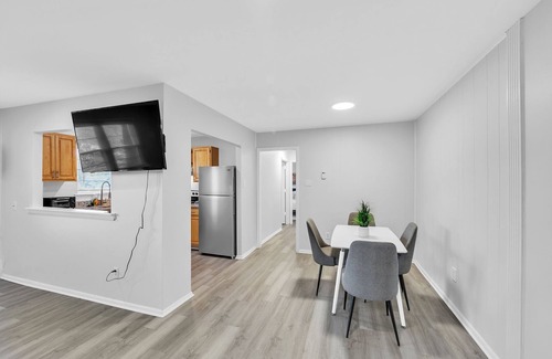 Newark Apartment | Pine Brook 817 I Corporate 1Br Apartment !