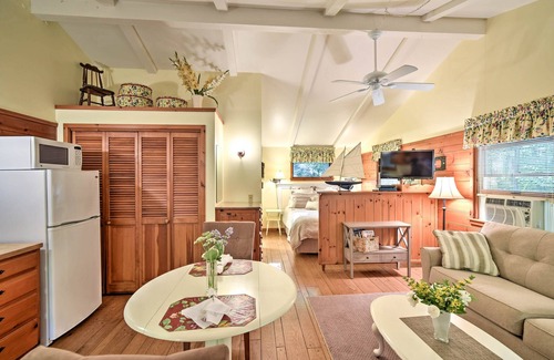 Fish Creek Cottage | 'Pine Cottage' Duplex w/Deck: Walk to State Park!