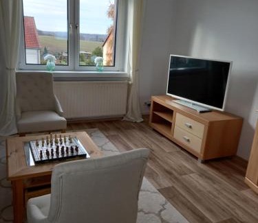 Harzgerode Apartment | Pine Crest Ferienwohnung