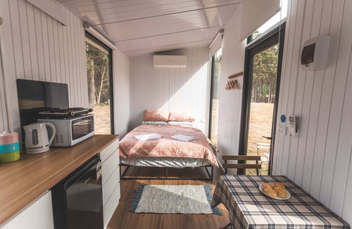 Ellendale House | Pine Edge Heights by Tiny Away