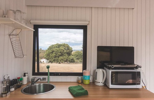 Ellendale House | Pine Edge Heights by Tiny Away