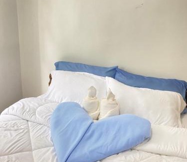 Silang Junction South Hotel | Pine Suites Tagaytay by Crown Asia