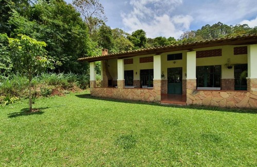Nova Friburgo House | Pineapples Frib174 - Casa de Campo para famílias e grupos de até 20 pessoas