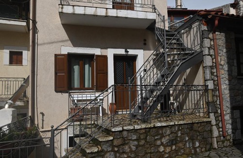 Arachova House | PineNpeak