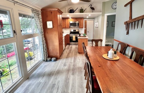 Dysart et al Cottage | Pineview Retreat Cottage Rental - Haliburton