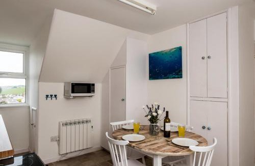 Trebetherick House | Pinewood 14