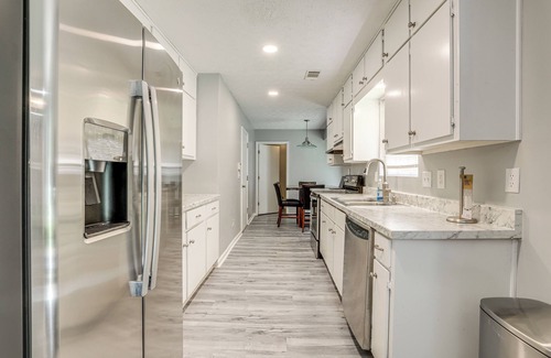 Lithonia House | Ping-Pong & Pool Table: Peaceful Stonecrest Escape