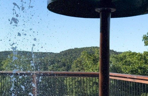Broken Bow Cabin | Pinhouse: Bowling, Slide, Splash, Golf, Sleeps 50!