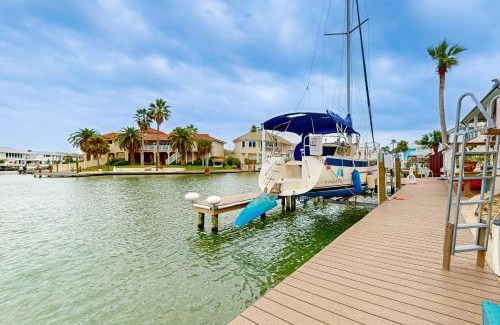 Key Allegro House | Pink Bay Views