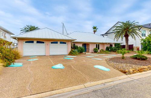 Key Allegro House | Pink Bay Views