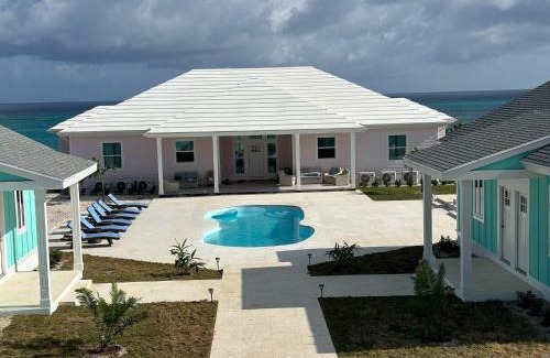 Governor's Harbour Apartment | Pink Sands Point estate