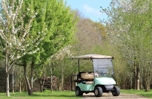 Whippingham Cabin | Pinkmead Estate and Vineyard
