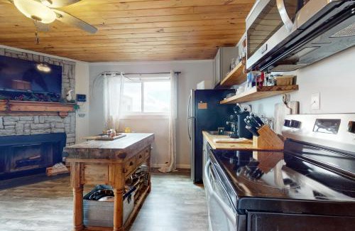 Banner Elk Apartment | Pinnacle Inn #3302