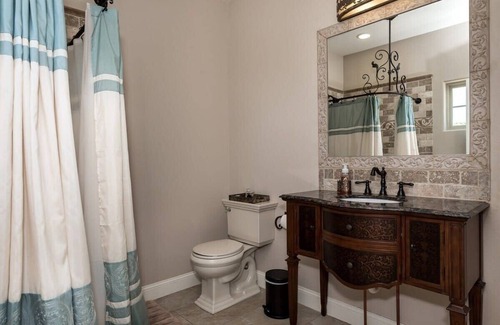 Benton County Apartment | Pinnacle Luxury Apt: Awesome Location & Lifestyle