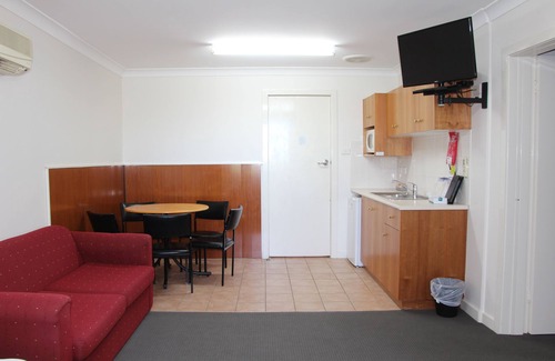 Faulconbridge Hotel | Pioneer Way Motel