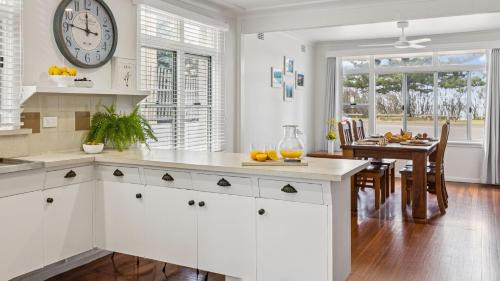 Yamba House | Pippi House - Directly opposite Pippi Beach