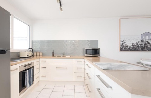 Yamba Apartment | Pippi Sands - LJHooker Yamba