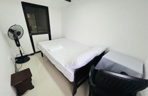 Boralesgamuwa Apartment | Pirivena Garden Resort - AC Units, Kitchen, Attached Bath Room, & WiFi