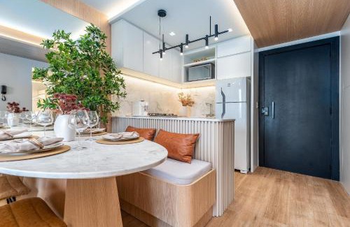 Quinta da Serra Apartment | Piscina Aquecida e Elegância by Achei