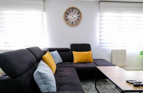 Distrito Llano Apartment | Piso muy moderno y céntrico