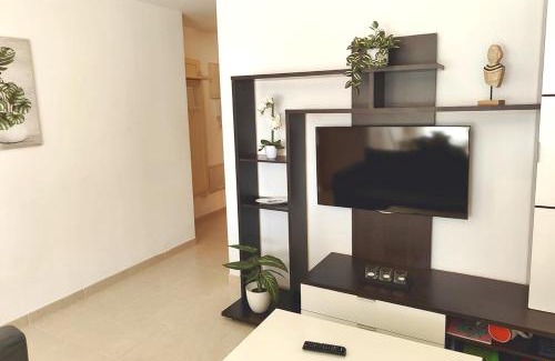 Sant Carles de la Rapita Apartment | Piso nuevo y céntrico con piscina en Sant Carles de la Rápita