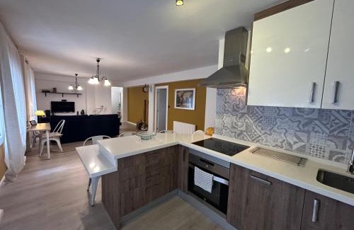 Gijon-Este Apartment | Piso renovado a 10 min de la playa ideal familias - VUT5411AS