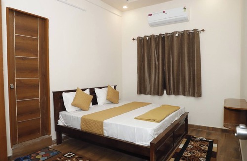 Air Force Area Hotel | Pithoragarh Resort