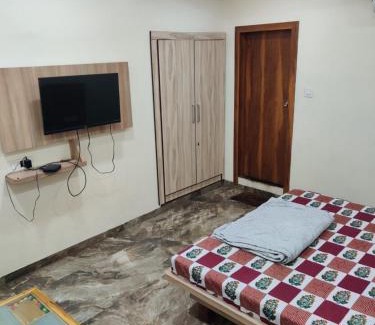 Dombivli East Hotel | PK Lodging
