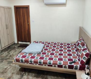 Dombivli East Hotel | PK Lodging