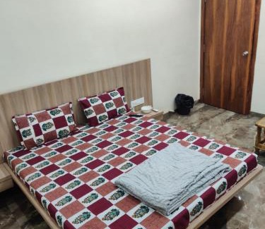 Dombivli East Hotel | PK Lodging