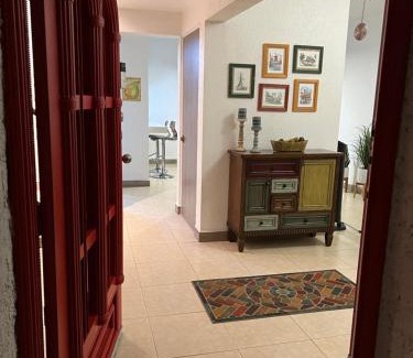 Juarez Municipality Apartment | Plácida casa cerca del consulado a 1500 metros del consulado americano