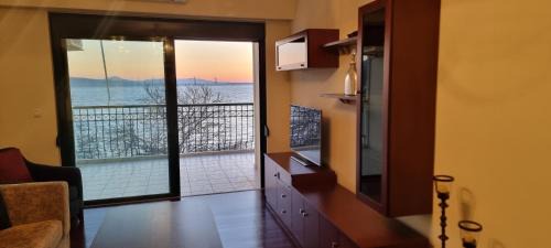 Nafpaktos Apartment | Place 2 Be