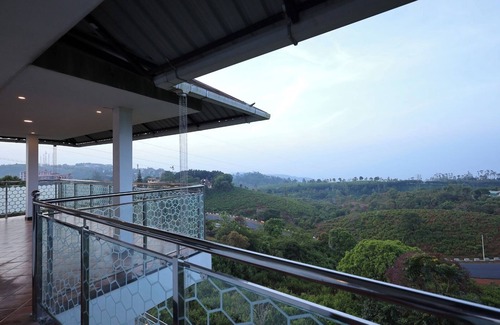 Kuttikkanam Villa | Plachoos Gardens Kuttikkanam