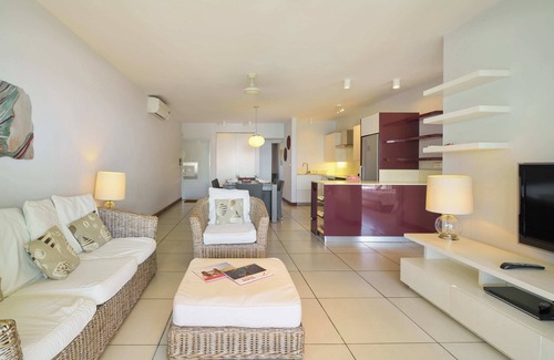Pointe aux Biches Apartment | PLAGE BLEUE BEACHFRONT APARTMENTS BY LOV